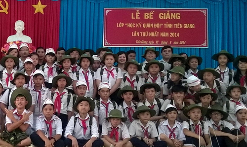 Lễ bế giảng Lớp học kỳ quân đội lần I năm 2014